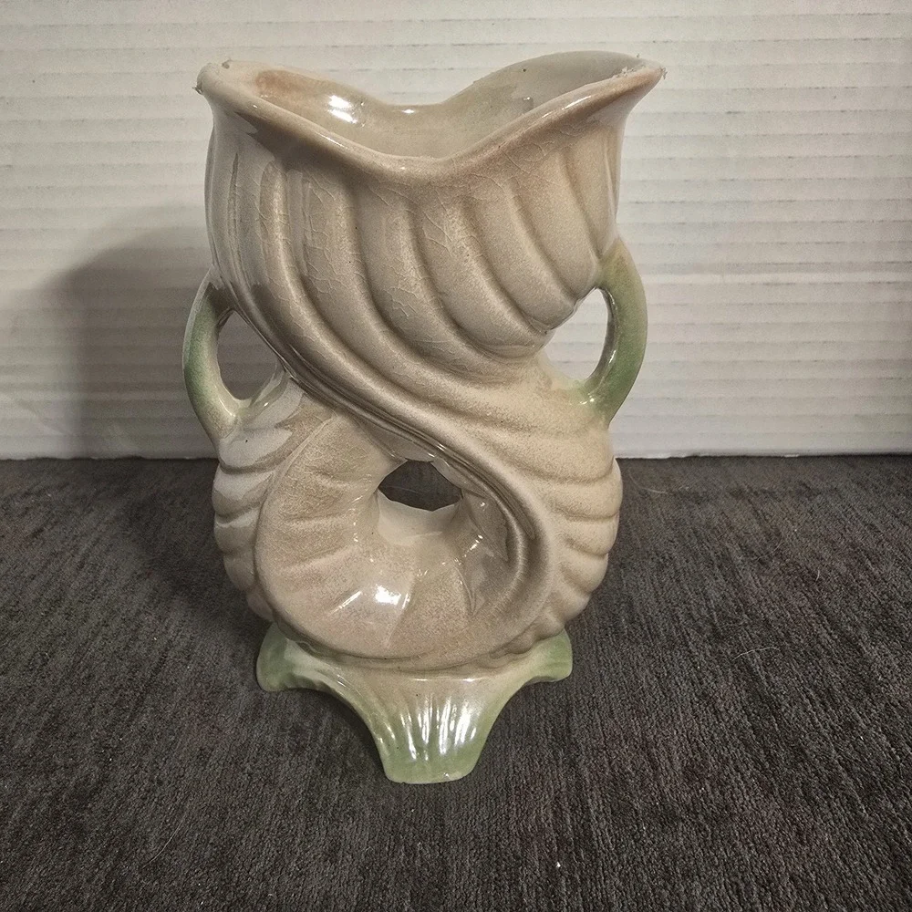Vintage Abstract Art Nouveau Fish Mouth Figure 8 Ceramic Art Pottery Vase Brazil